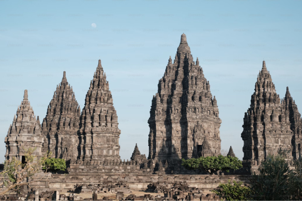 6 Panduan Wisata ke Candi Prambanan Biar Liburan Makin Seru